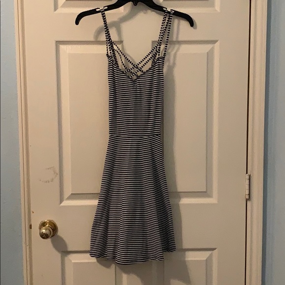 Hollister Dresses & Skirts - 🌼SALE🌼 Holister Striped Criss-across Dress